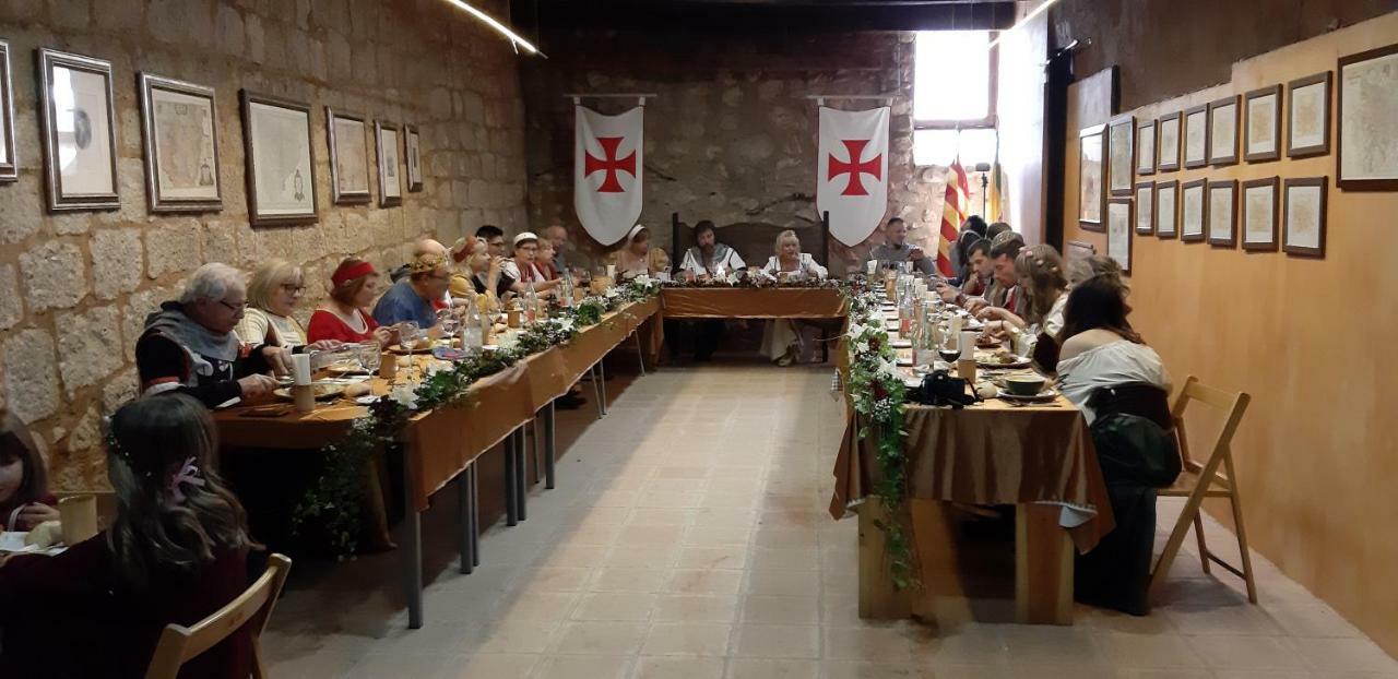 Castillo De Grisel エクステリア 写真